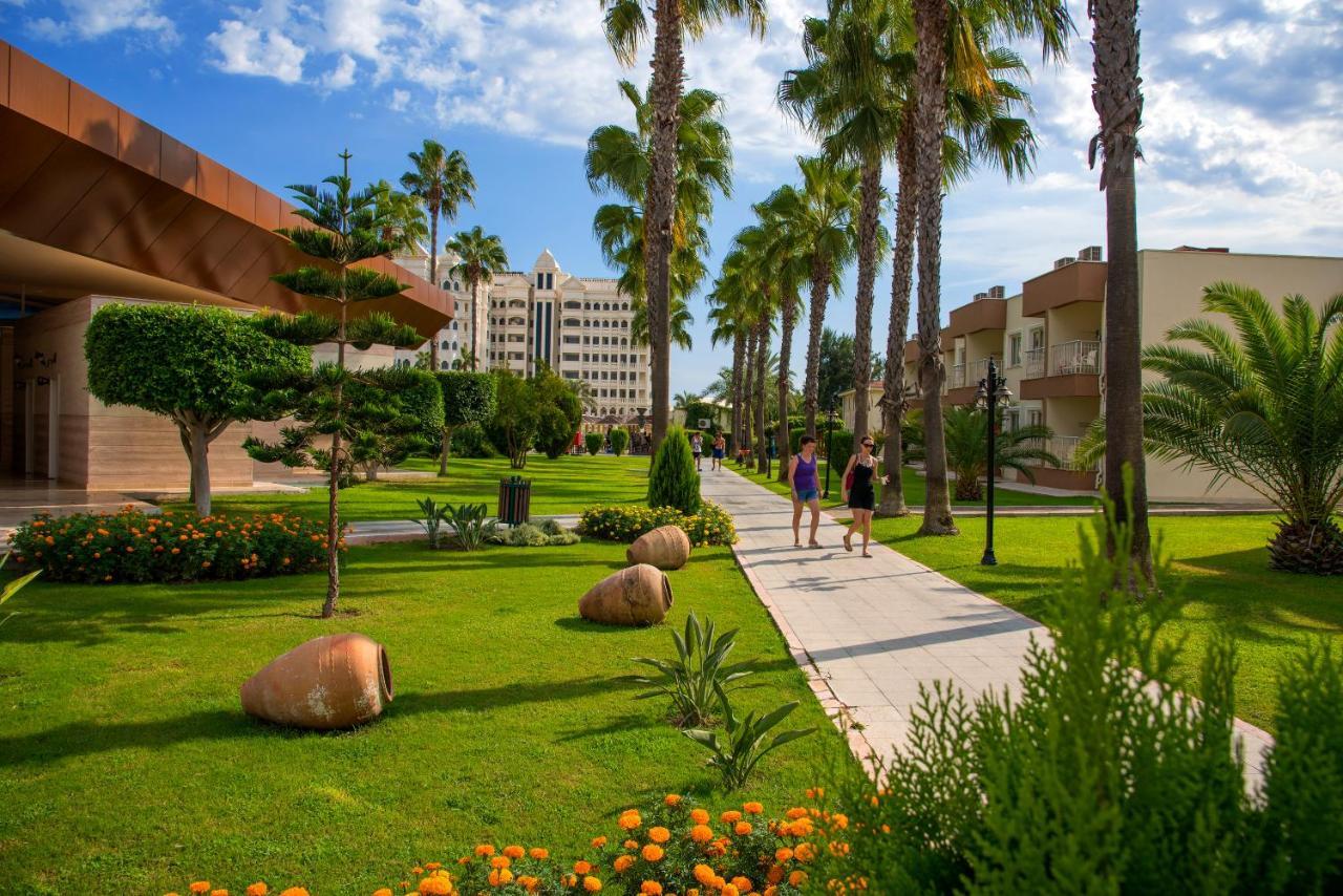 Kamelya Aishen Club & Aqua Ultra All Inclusive Kids Concept Сіде Екстер'єр фото Campus of the University of L'Alhambra